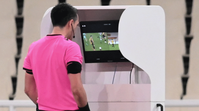 Super League: Οι διαιτητές της 15ης αγωνιστικής – Ορίστηκαν ξένοι ρέφερι στο VAR!